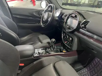 MINI Clubman 2016 - 14600 EUR, 126426 km - AUTO.MOTO.pt - 126426km - foto 14 de 23