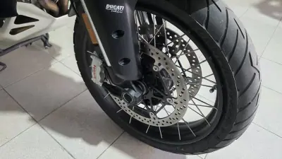 Ducati Multistrada 1260 Enduro 2024 - 28500 EUR, 3867 km - AUTO.MOTO.pt - 3867km - foto 20 de 27