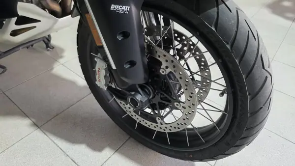 Ducati Multistrada 1260 Enduro 2024 - 28500 EUR, 3867 km - AUTO.MOTO.pt - 3867km - foto 20 de 27