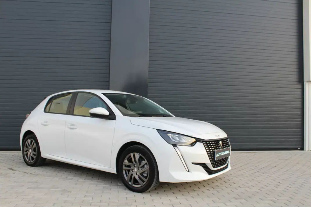 Peugeot 208 2021 - 16200 EUR, 27000 km - AUTO.MOTO.pt - 27000km - foto 2 de 19