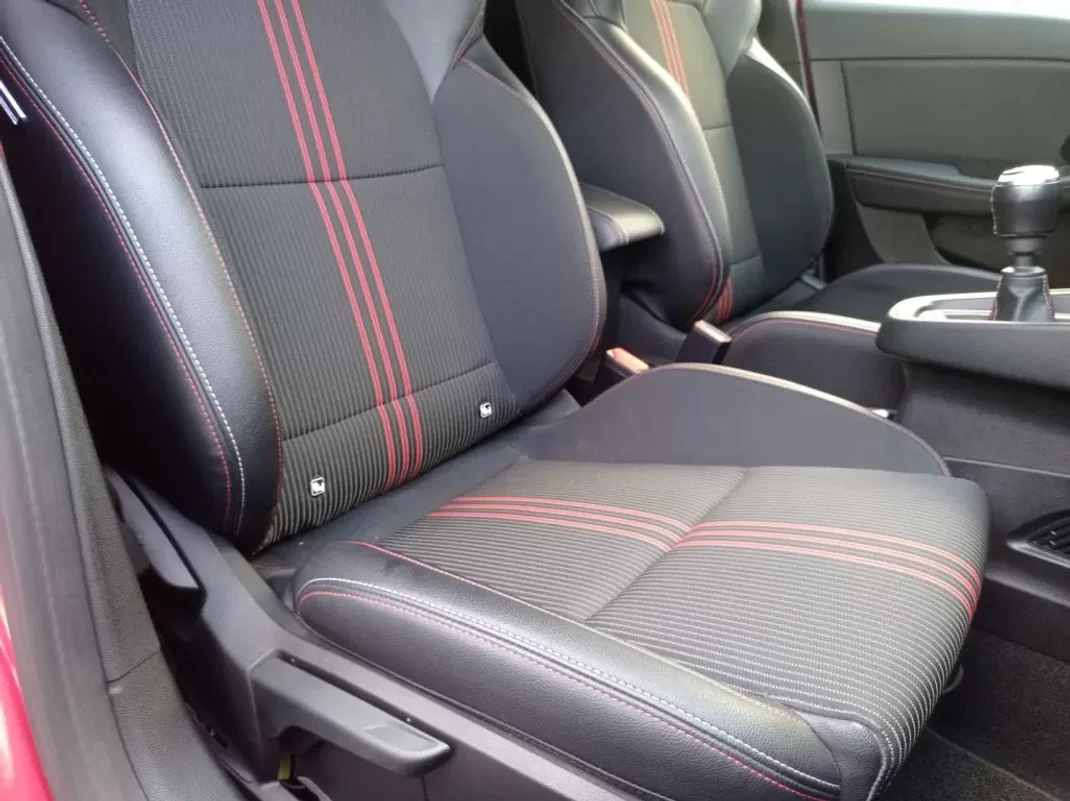 Renault Clio 2022 - 18890 EUR, 34670 km - AUTO.MOTO.pt - 34670km - foto 25 de 25