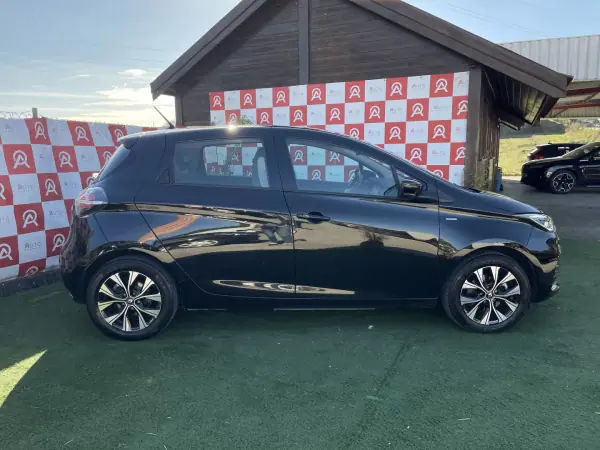 Renault Zoe 2021 - 18490 EUR, 34075 km - AUTO.MOTO.pt - 34075km - foto 2 de 21