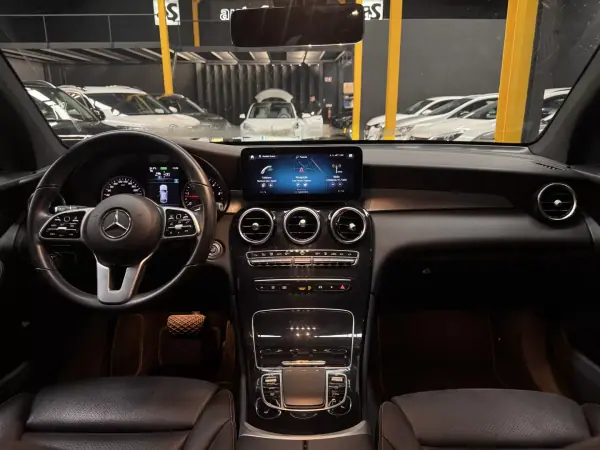 Mercedes-Benz GLC 300 2022 - 49990 EUR, 99800 km - AUTO.MOTO.pt - 99800km - foto 11 de 26