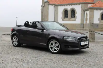 Audi A3 Cabrio 2009 - 11990 EUR, 180000 km - AUTO.MOTO.pt - 180000km - foto 34 de 42