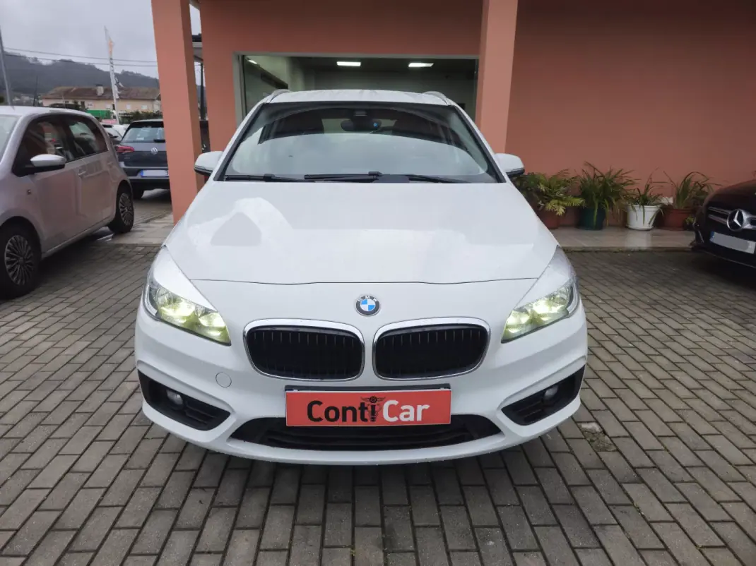 BMW 216 Active Tourer 2015 - 13990 EUR, 149000 km - AUTO.MOTO.pt - 149000km - foto 2 de 14