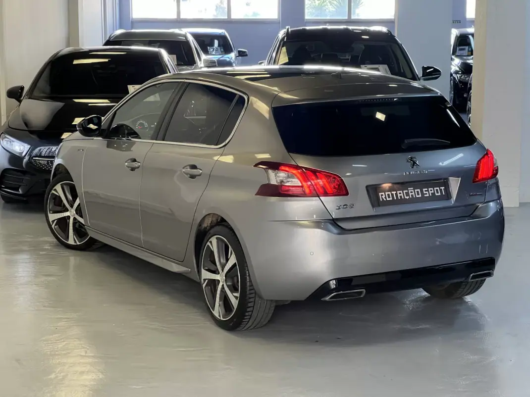 Peugeot 308 2016 - 11990 EUR, 96000 km - AUTO.MOTO.pt - 96000km - foto 6 de 48