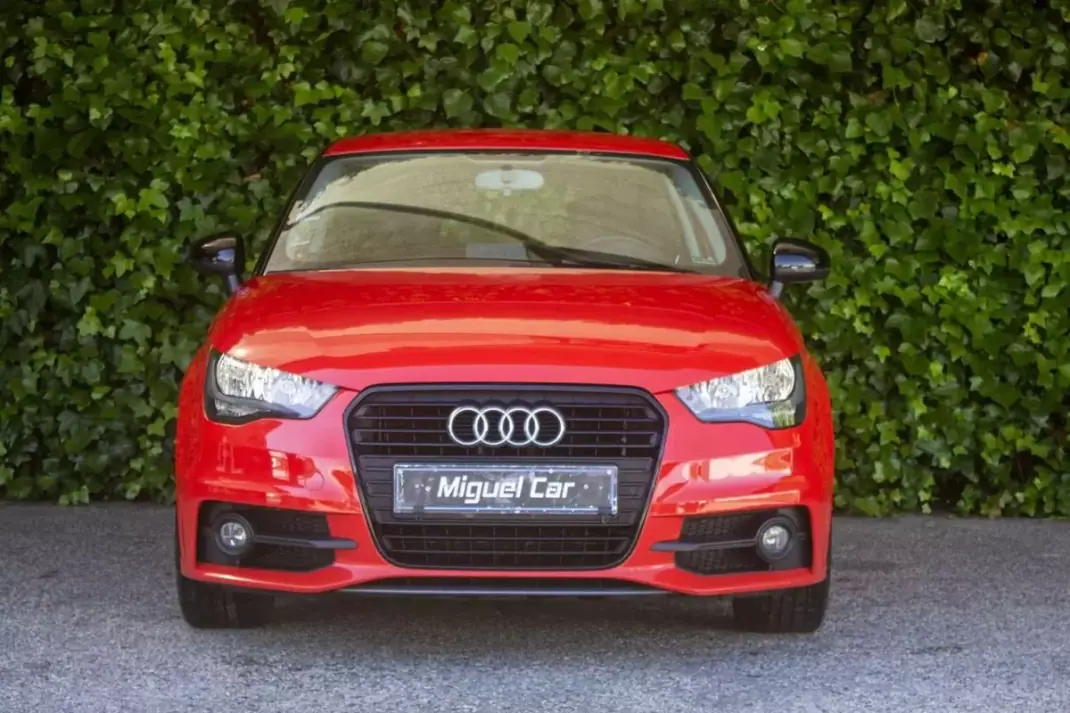 Audi A1 2014 - 12900 EUR, 154000 km - AUTO.MOTO.pt - 154000km - foto 2 de 16