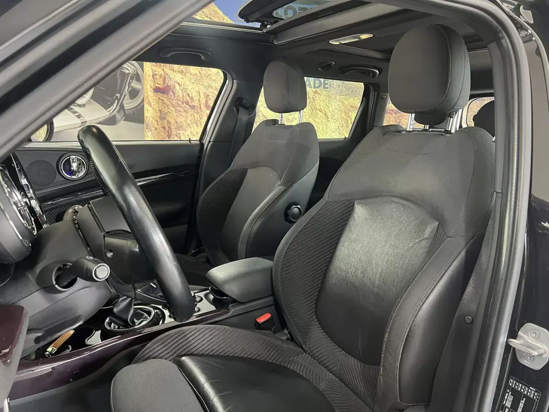 MINI Clubman 2016 - 14600 EUR, 126426 km - AUTO.MOTO.pt - 126426km - foto 7 de 23