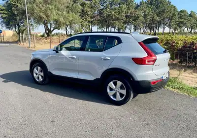 Volvo XC 40 2021 - 23500 EUR, 152242 km - AUTO.MOTO.pt - 152242km - foto 4 de 20