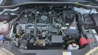 Toyota C-HR 2016 - 12000 EUR, 130000 km - AUTO.MOTO.pt - 130000km - foto 7 de 8