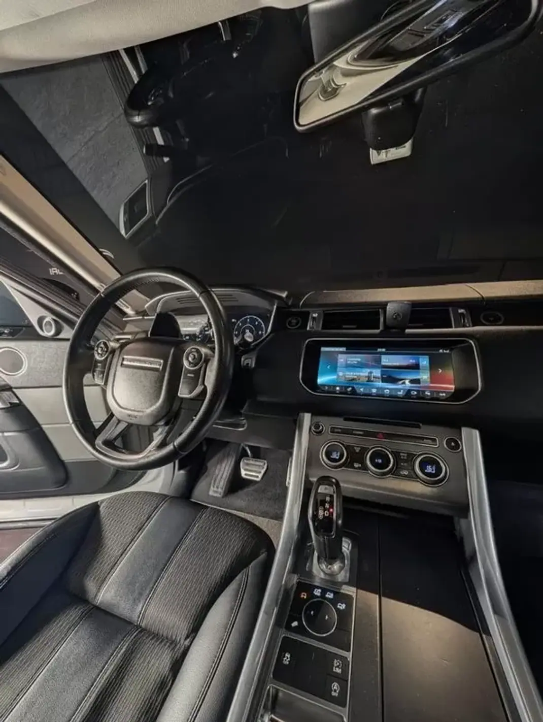 Land Rover Range Rover Sport 2018 - 47900 EUR, 107438 km - AUTO.MOTO.pt - 107438km - foto 17 de 17