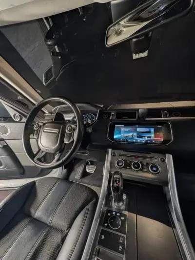 Land Rover Range Rover Sport 2018 - 47900 EUR, 107438 km - AUTO.MOTO.pt - 107438km - foto 17 de 17