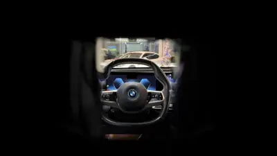 BMW iX 2022 - 67000 EUR, 72402 km - AUTO.MOTO.pt - 72402km - foto 24 de 34