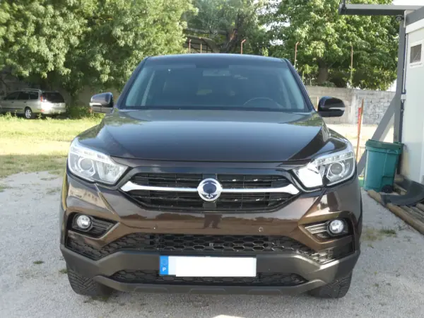 SsangYong Musso 2018 - 27500 EUR, 132000 km - AUTO.MOTO.pt - 132000km - foto 9 de 50