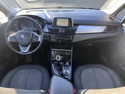 BMW 216 Gran Tourer 2015 - 13900 EUR, 145000 km - AUTO.MOTO.pt - 145000km - foto 31 de 53