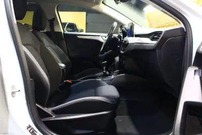 Ford Focus SW 2019 - 13900 EUR, 160000 km - AUTO.MOTO.pt - 160000km - foto 15 de 32