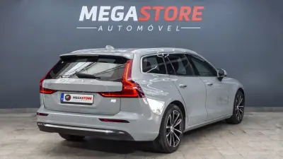 Volvo V60 2023 - 30900 EUR, 128000 km - AUTO.MOTO.pt - 128000km - foto 7 de 30