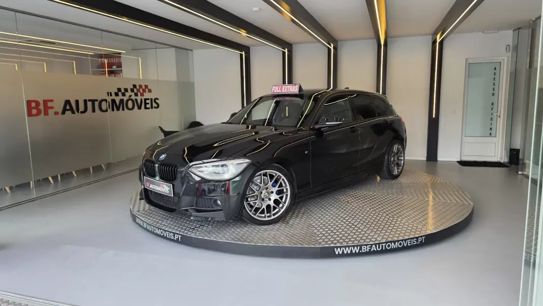 BMW 118 2012 - 15500 EUR, 166110 km - AUTO.MOTO.pt - 166110km - foto 2 de 61