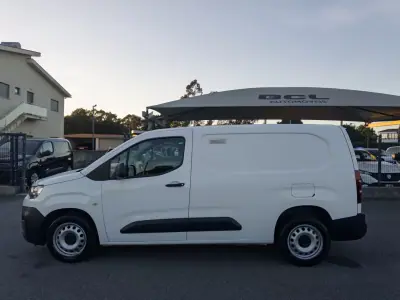 Citroën Berlingo 2021 — foto 4 de 34