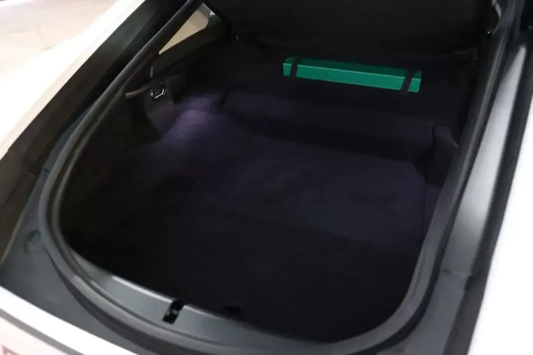 Jaguar F-Type 2019 - 48900 EUR, 47575 km - AUTO.MOTO.pt - 47575km - foto 19 de 29