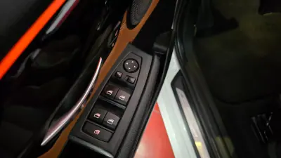 BMW 216 Active Tourer 2017 - 16990 EUR, 118407 km - AUTO.MOTO.pt - 118407km - foto 19 de 72