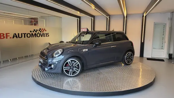 MINI Cooper 2019 - 24900 EUR, 114062 km - AUTO.MOTO.pt - 114062km - foto 13 de 61