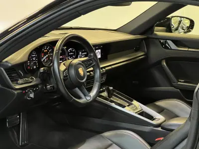 Porsche 992 2019 - 139990 EUR, 90000 km - AUTO.MOTO.pt - 90000km - foto 11 de 56
