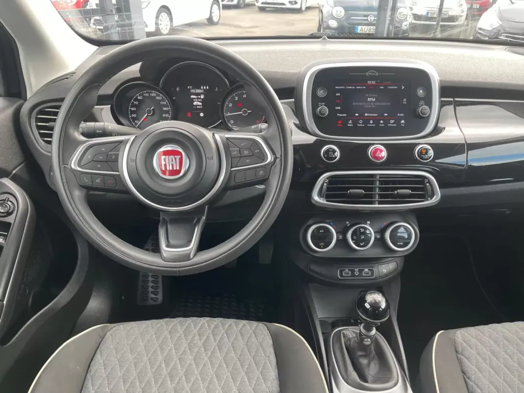 Fiat 500X 2019 - 13900 EUR, 107000 km - AUTO.MOTO.pt - 107000km - foto 5 de 9