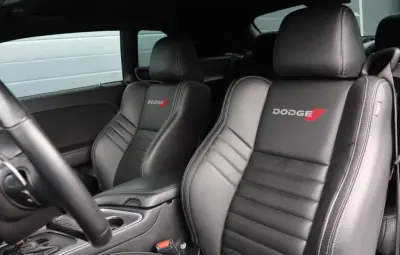 Dodge Challenger 2019 - 47000 EUR, 47000 km - AUTO.MOTO.pt - 47000km - foto 8 de 10