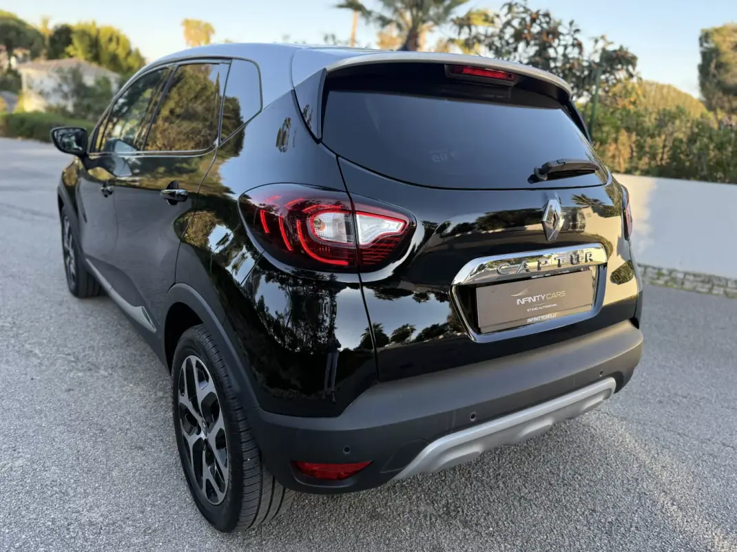 Renault Captur 2019 - 15699 EUR, 5800 km - AUTO.MOTO.pt - 5800km - foto 5 de 13
