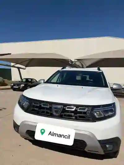 Dacia Duster 2022 - 11000 EUR, 253300 km - 253300km - foto 2 de 8