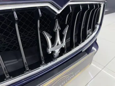 Maserati Ghibli 2014 - 36950 EUR, 112382 km - AUTO.MOTO.pt - 112382km - foto 15 de 50