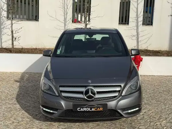 Mercedes-Benz B 200 2013 - 10950 EUR, 210000 km - 210000km - foto 2 de 26