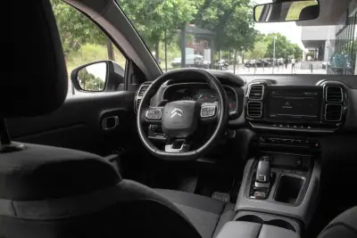 Citroën C5 Aircross 2019 - 11900 EUR, 262996 km - AUTO.MOTO.pt - 262996km - foto 32 de 41