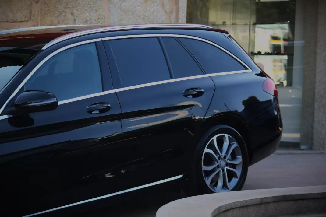 Mercedes-Benz C 200 2015 - 14990 EUR, 229000 km - AUTO.MOTO.pt - 229000km - foto 48 de 48