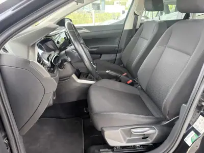 Volkswagen Polo 2019 - 12990 EUR, 62100 km - AUTO.MOTO.pt - 62100km - foto 13 de 18