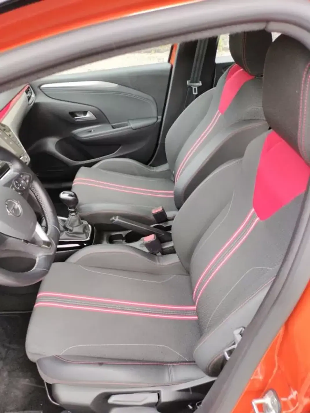 Opel Corsa 2021 - 16500 EUR, 63600 km - 63600km - foto 12 de 29