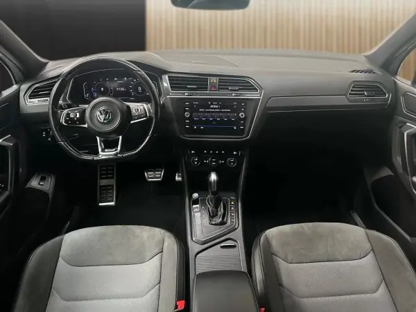 Volkswagen Tiguan 2020 - 31800 EUR, 97000 km - AUTO.MOTO.pt - 97000km - foto 9 de 20