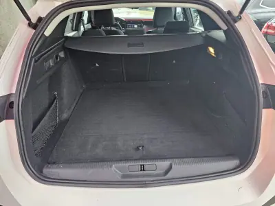 Peugeot 308 SW 2022 - 13999 EUR, 137000 km - AUTO.MOTO.pt - 137000km - foto 17 de 18