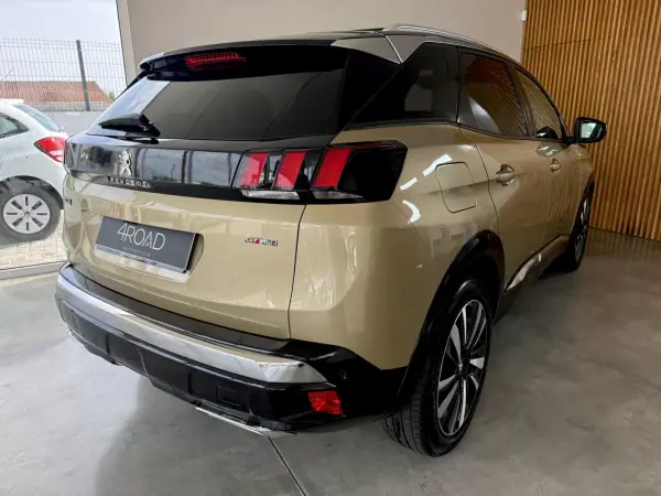 Peugeot 3008 2017 - 18500 EUR, 155000 km - AUTO.MOTO.pt - 155000km - foto 15 de 112