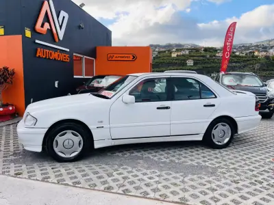 Mercedes-Benz C 200 1998 - 4500 EUR, 363710 km - AUTO.MOTO.pt - 363710km - foto 4 de 12