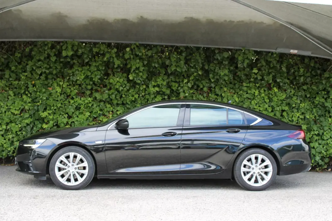 Opel Insignia Grand Sport 2022 - 12900 EUR, 222000 km - 222000km - foto 7 de 17