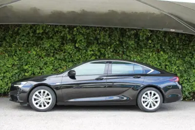 Opel Insignia Grand Sport 2022 - 12900 EUR, 222000 km - 222000km - foto 7 de 17