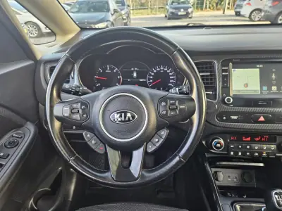 Kia Carens 2018 - 17500 EUR, 138200 km - AUTO.MOTO.pt - 138200km - foto 32 de 63