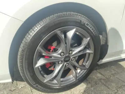 Ford Focus C-Max 2021 - 13990 EUR, 117000 km - 117000km - foto 16 de 21