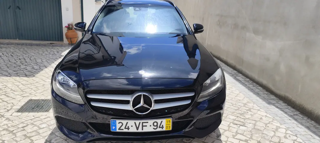 Mercedes-Benz C 200 2015 - 15500 EUR, 178500 km - AUTO.MOTO.pt - 178500km - foto 1 de 12