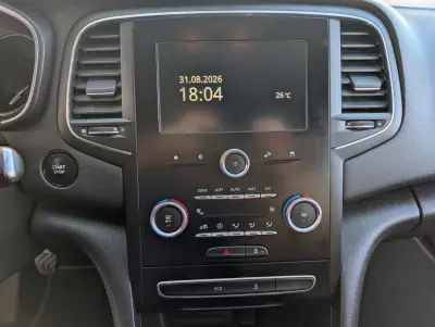 Renault Mégane Sport Tourer 2019 - 9500 EUR, 206229 km - 206229km - foto 17 de 21
