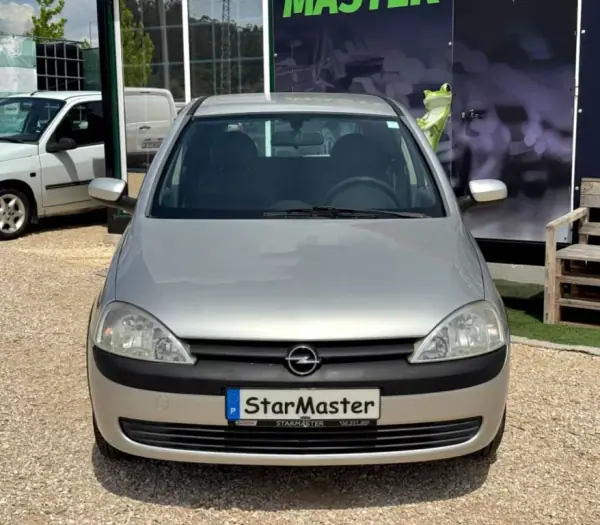 Opel Corsa 2001 — photo 2 of 16