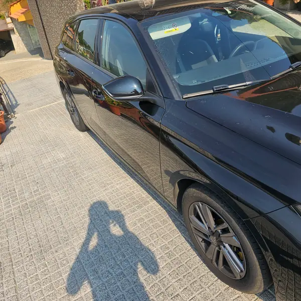 Peugeot 308 SW 2024 - 20000 EUR, 18000 km - AUTO.MOTO.pt - 18000km - foto 3 de 7