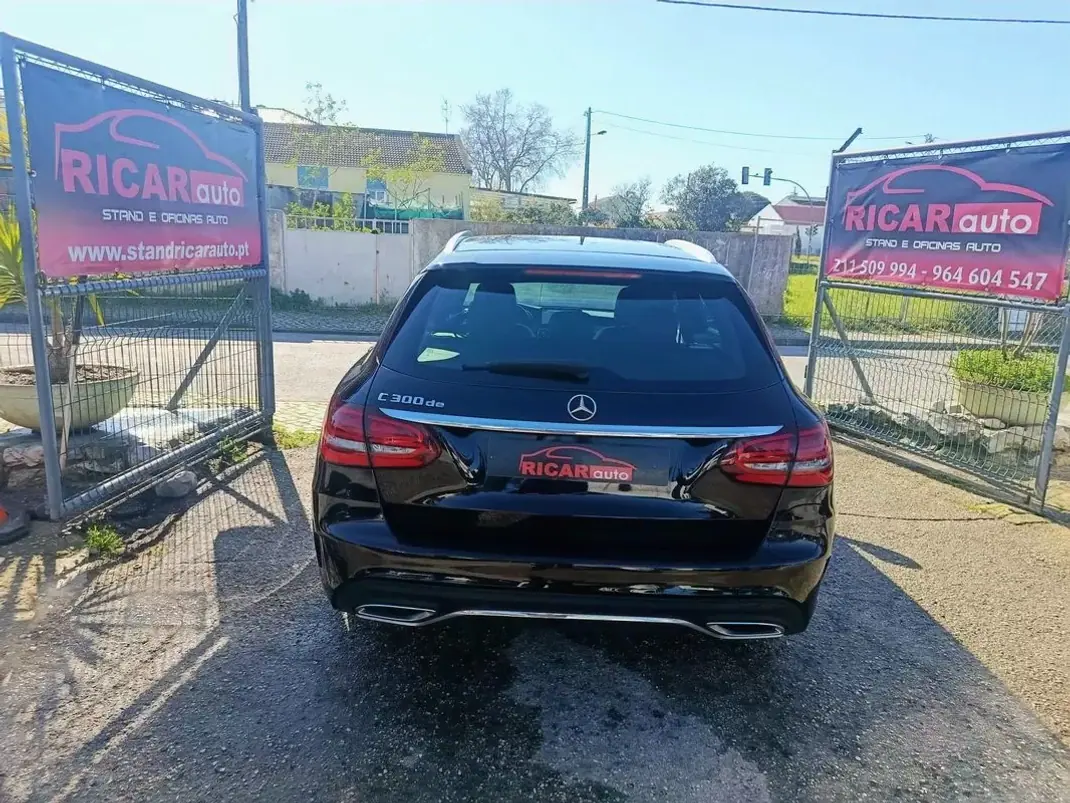 Mercedes-Benz C 300 2020 - 27000 EUR, 160000 km - 160000km - foto 22 de 25